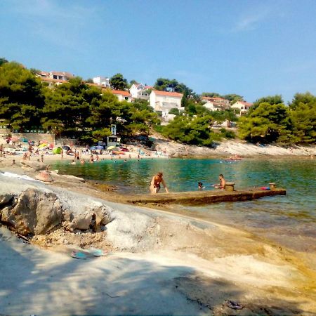 Apartman Matan, Postira Bagian luar foto